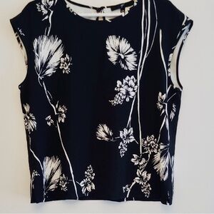 Chic Black and White Floral Women's Top and Pants set.